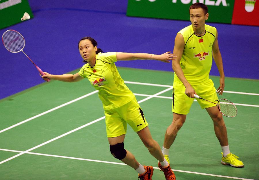 望在中场引 望在中场引