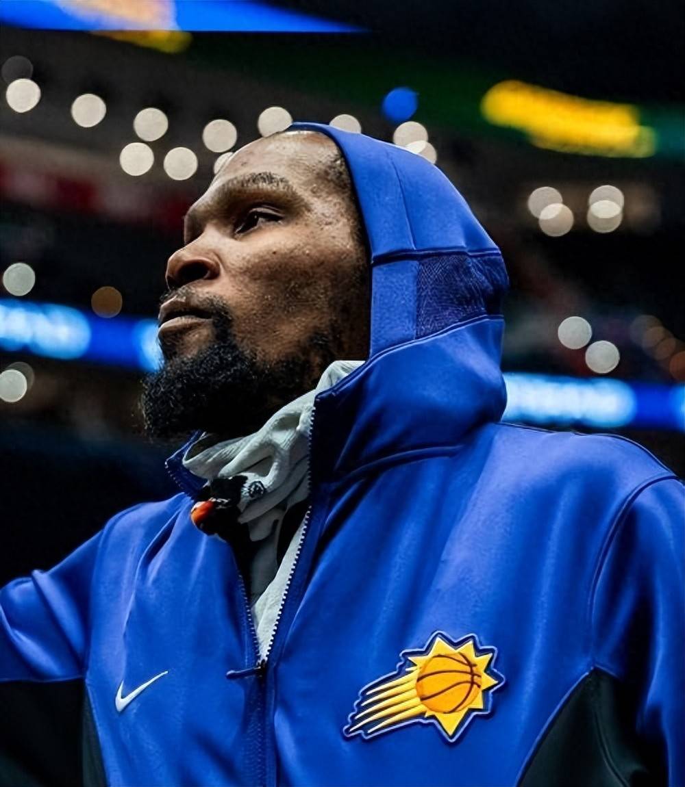 势变得紧张 势变得紧张